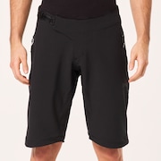 Element Short - Blackout