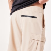 Cape Cargo RC Hybrid 20” Short - Humus