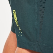 Reduct Berm Short - Hunter Green
