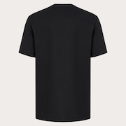 Kek Tee - Blackout