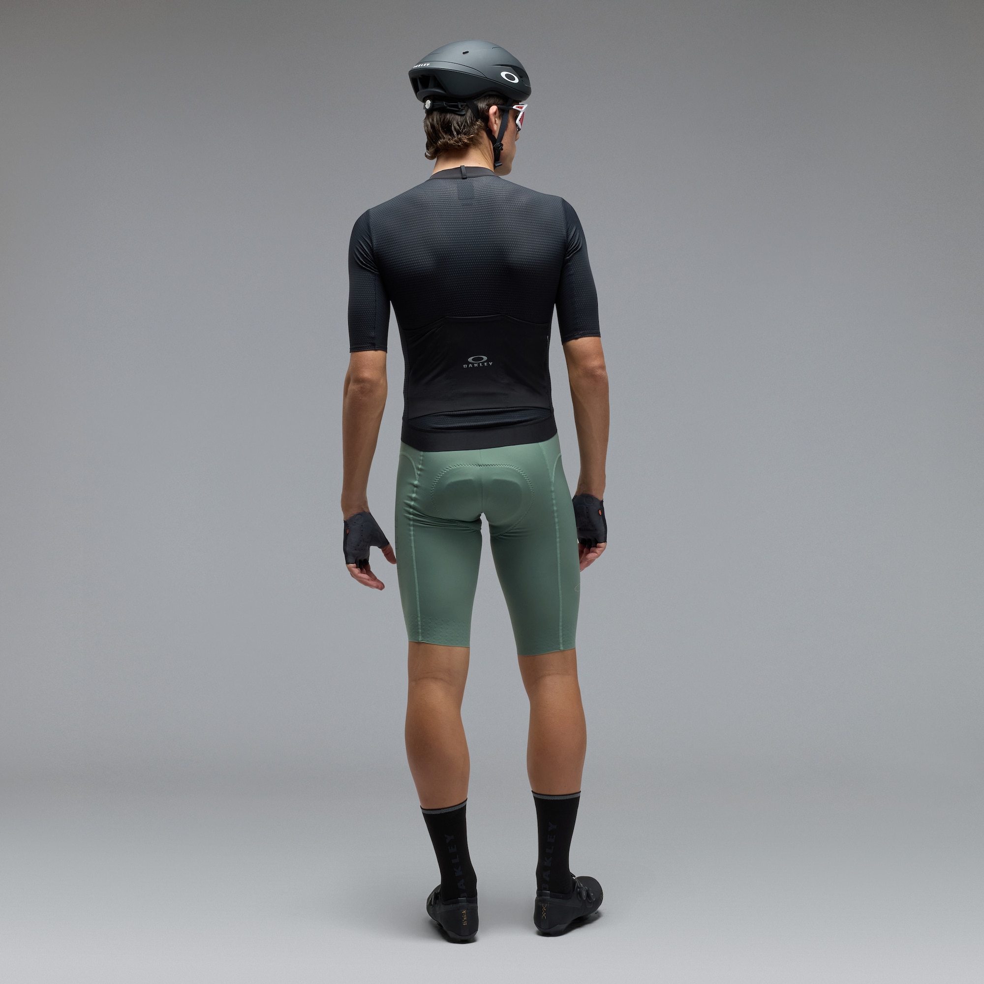Oakley Endurance Bib in Aviator Green | Oakley® US