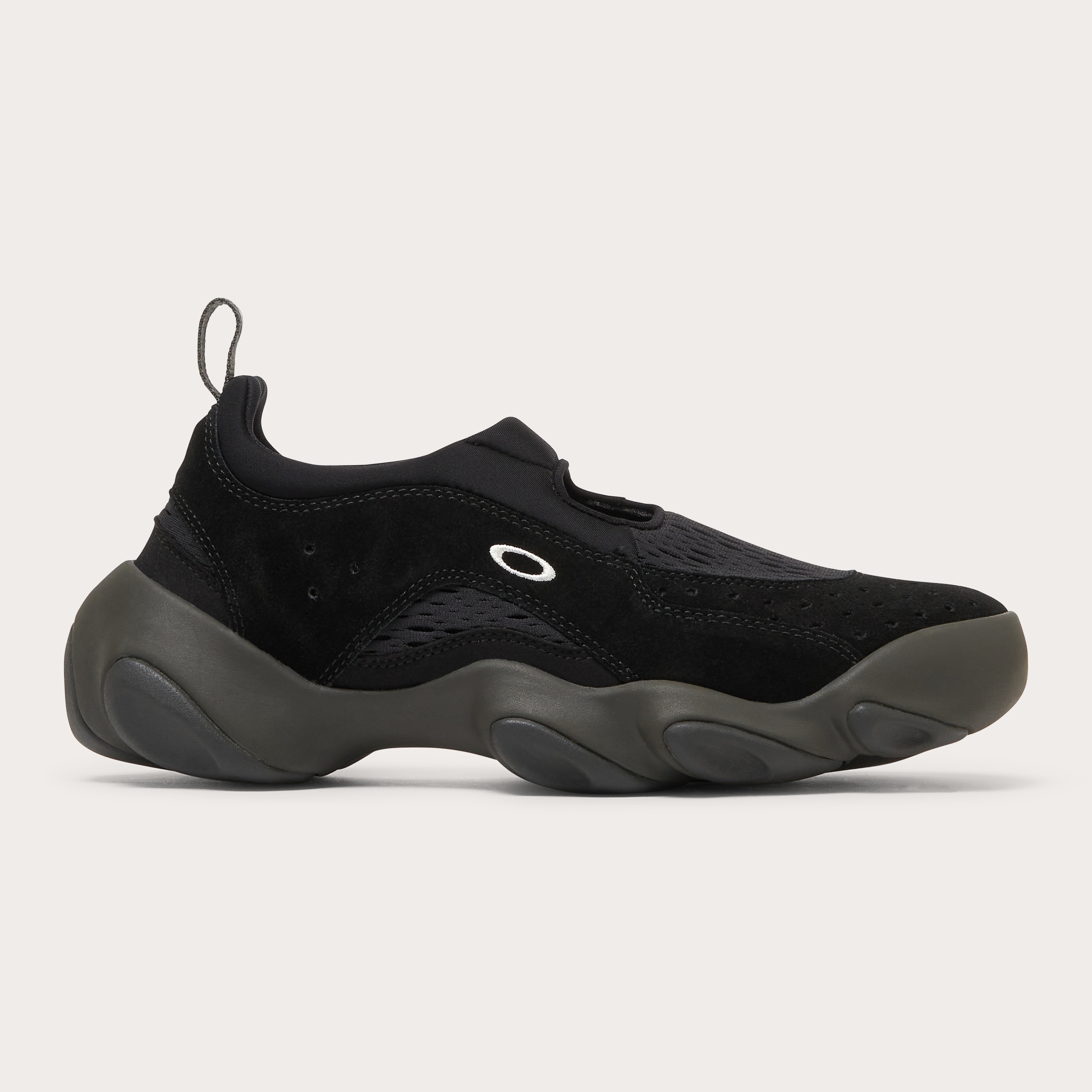 OAKLEY BOW TYE WIDE オークリー レザーシューズ スニーカー Oakley Factory Team Suede Flesh Sandal in Java | Oakley® US