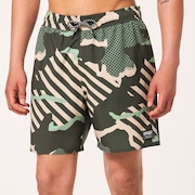 Grip Camo Rc 18" Beachshort - Green Stripe/Grip Camo
