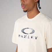 Camiseta Oakley Camo SS - Bone