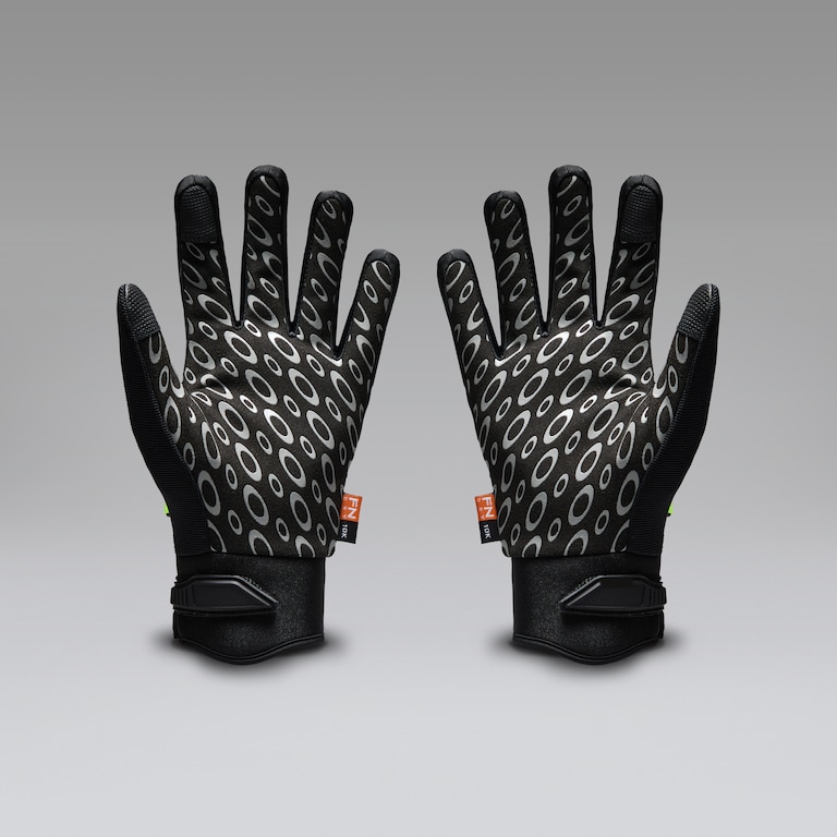 Clutch Glove​ - Blackout Reflective