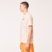 Vertical Sets Tee - Humus Zig-Zag Print