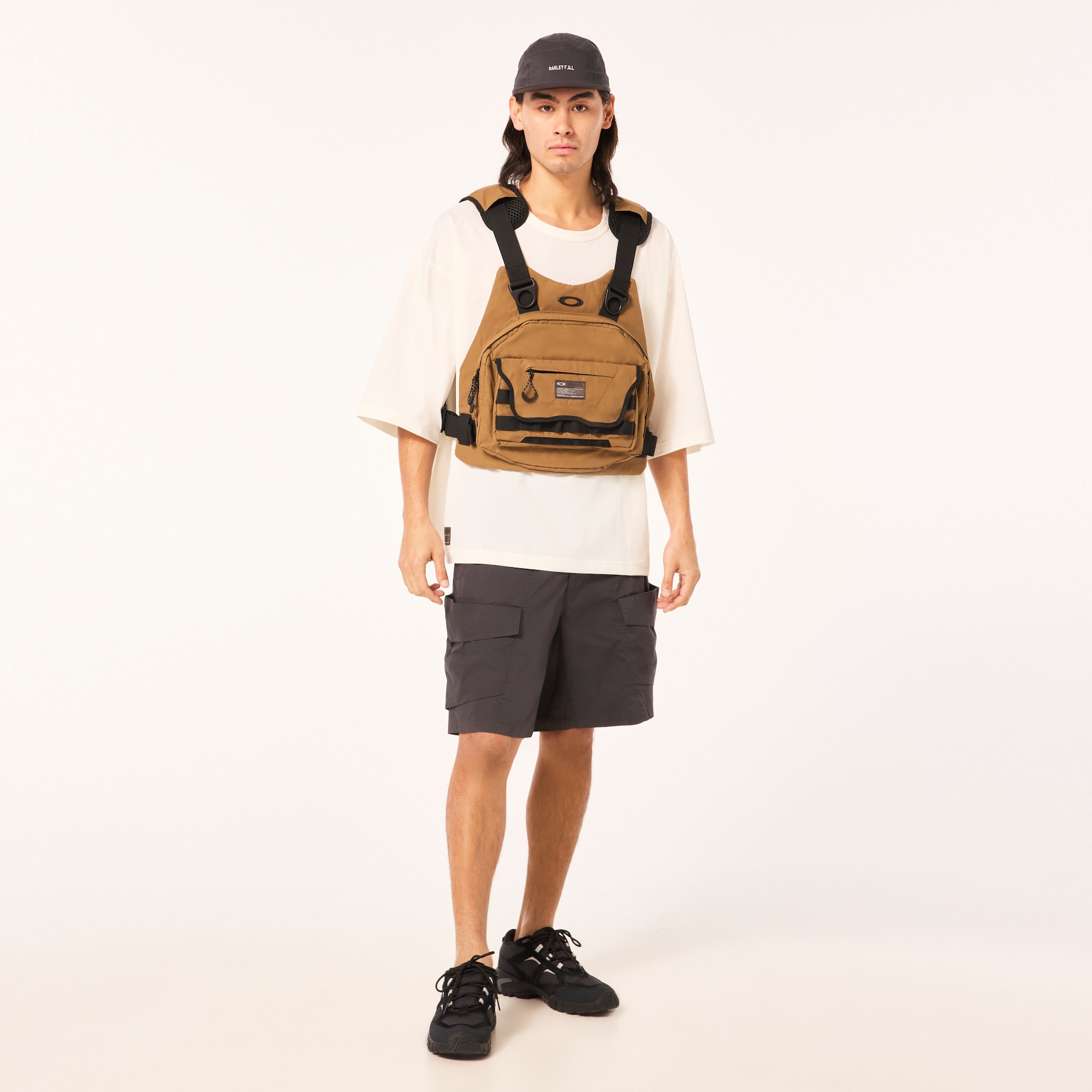 Oakley Fgl Ap Vest 4.0 in Ermine | Oakley® JP