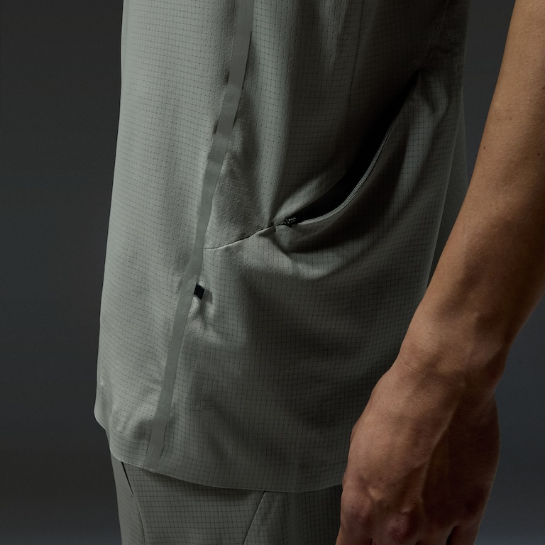 Latitude Veil Tank - Cement