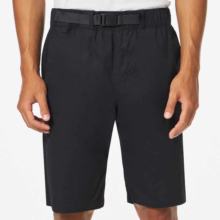 Oakely Roam Commuter Short - Blackout