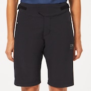 W Factory Pilot  Lite  Short - Blackout