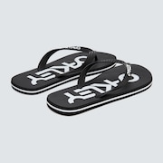 College Flip Flop - Blackout