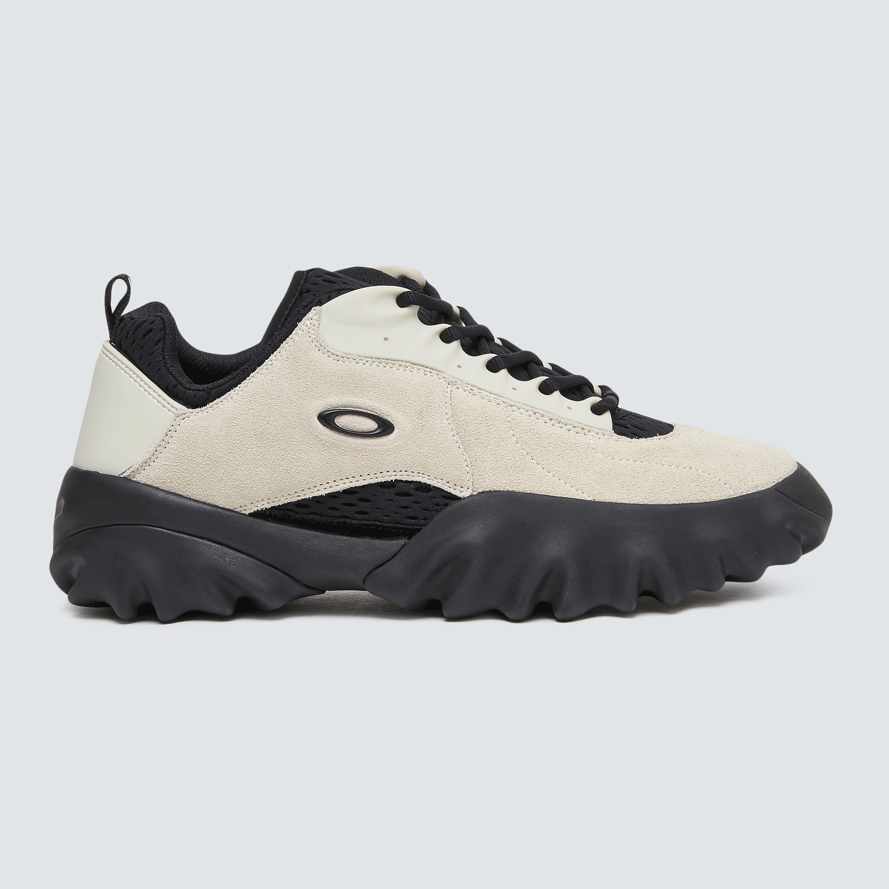 Oakley Factory Team Chop Saw in Ivory/Black | Oakley® EU