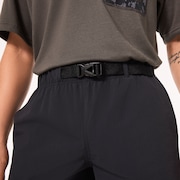 Latitude 18" Short - Blackout
