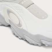 Oakley Edge Icon - White