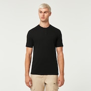 Relax Henley Tee - Blackout