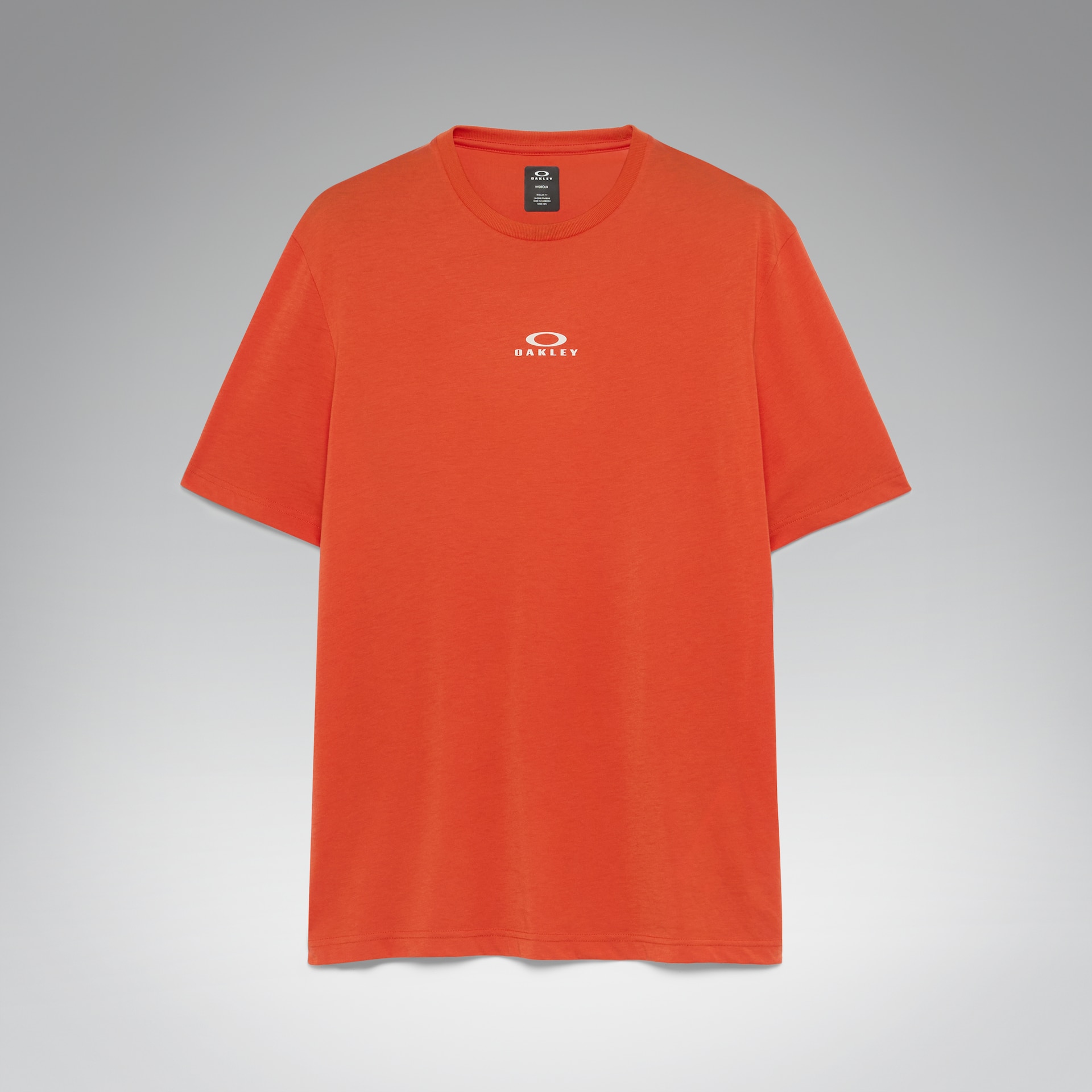 Oakley Bark New Short Sleeve in Blackout | Oakley® US