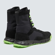 Coyote Neon Boots - Black/Neon Green