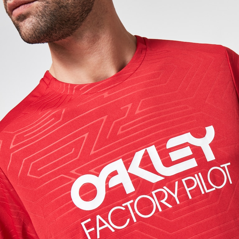 Pipeline Trail Tee - Red Line