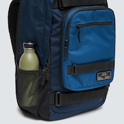 Multifunctional Smart Backpack - Fathom