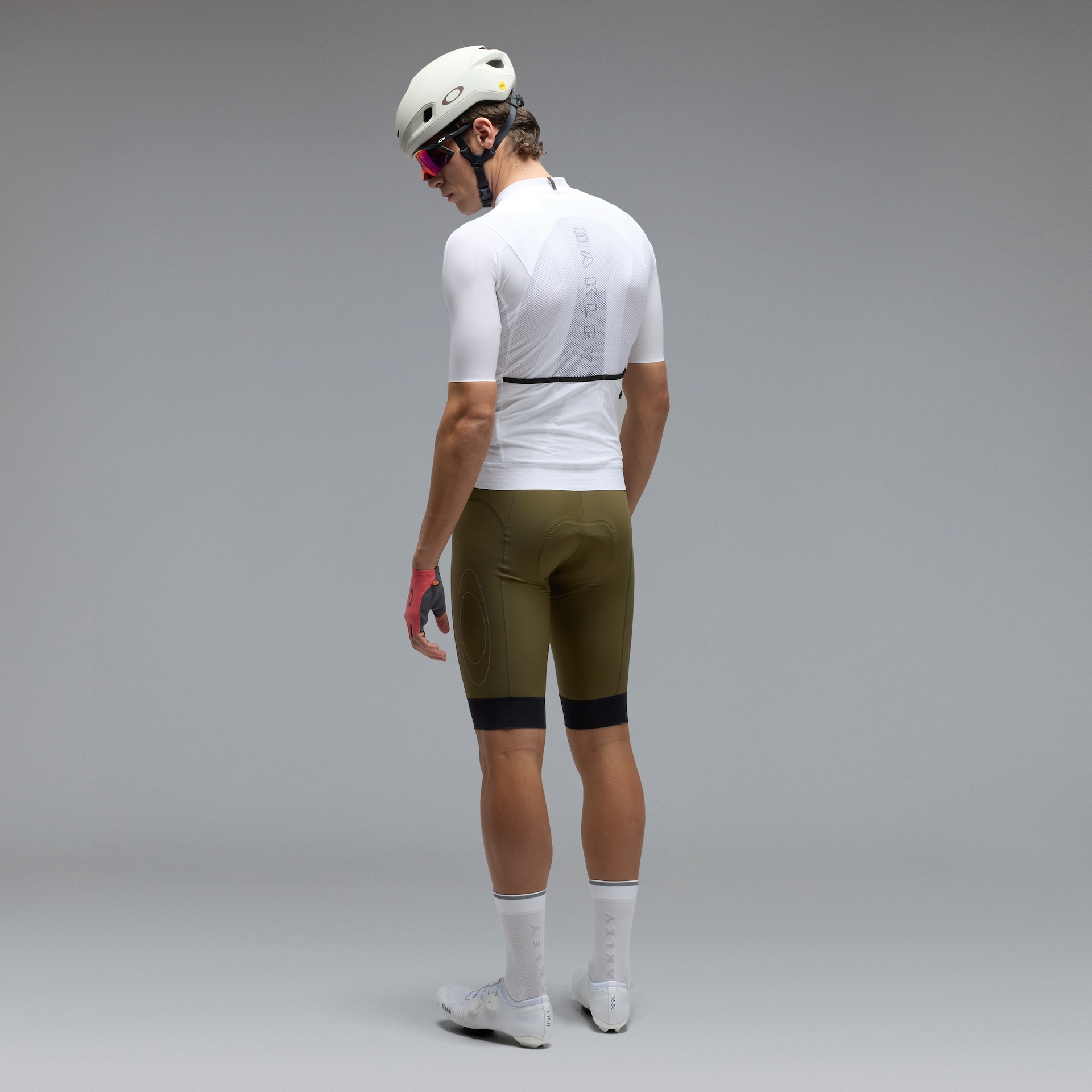Oakley Endurance Tempo Bib in Army Green | Oakley® US