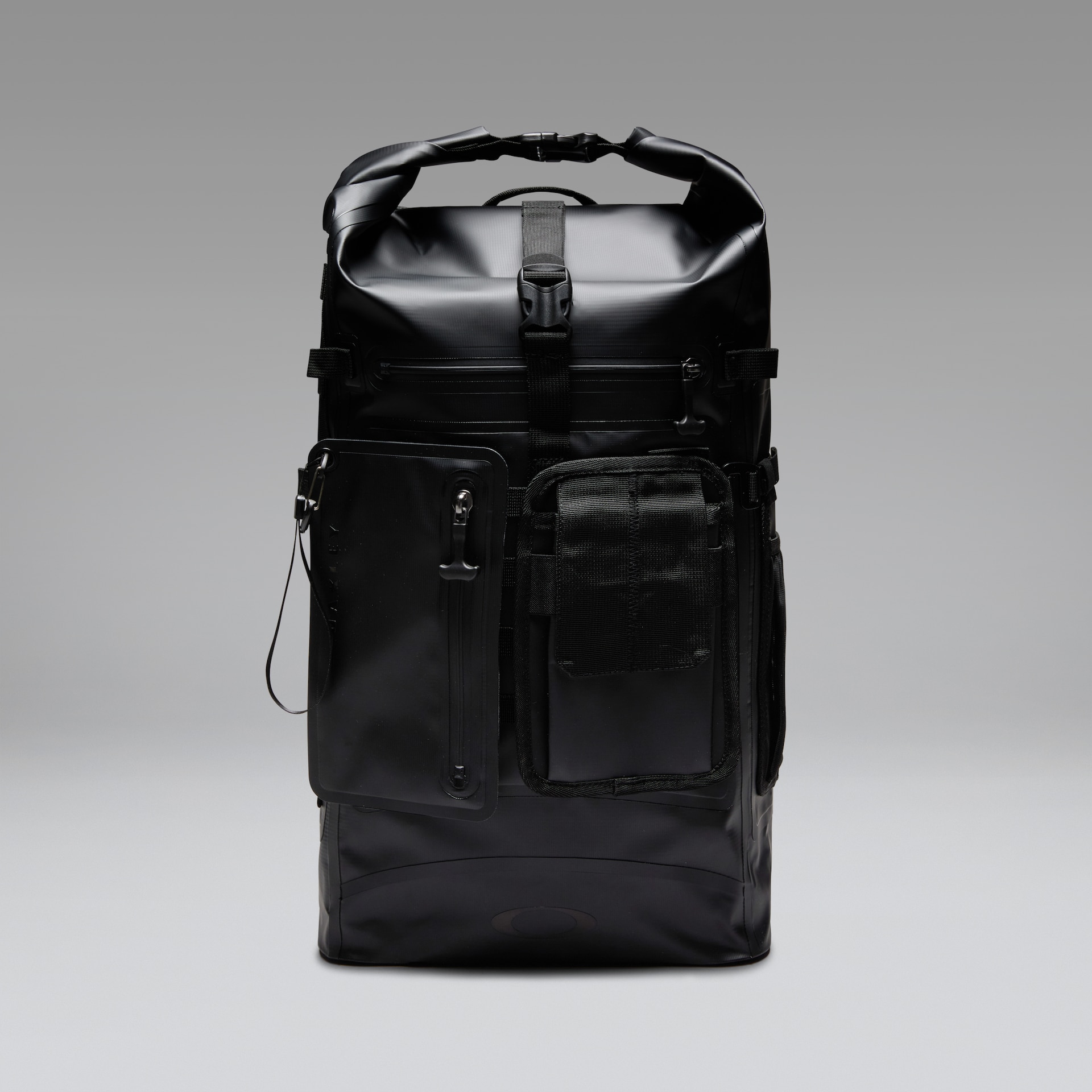 Oakley Reserve Tactical Dry Backpack in Pitch Black | Oakley® US