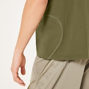 Latitude Flight Tee - Army Green