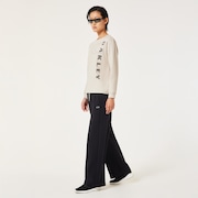 Radiant Peach Fleece Wide Pt 10.0 - Blackout