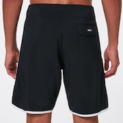 Solid Crest 19 Boardshort - Blackout