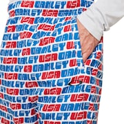 Enhance Graphic Shorts 9.7 - White