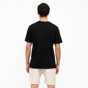 Camiseta O-Ellipse Tee - Blackout