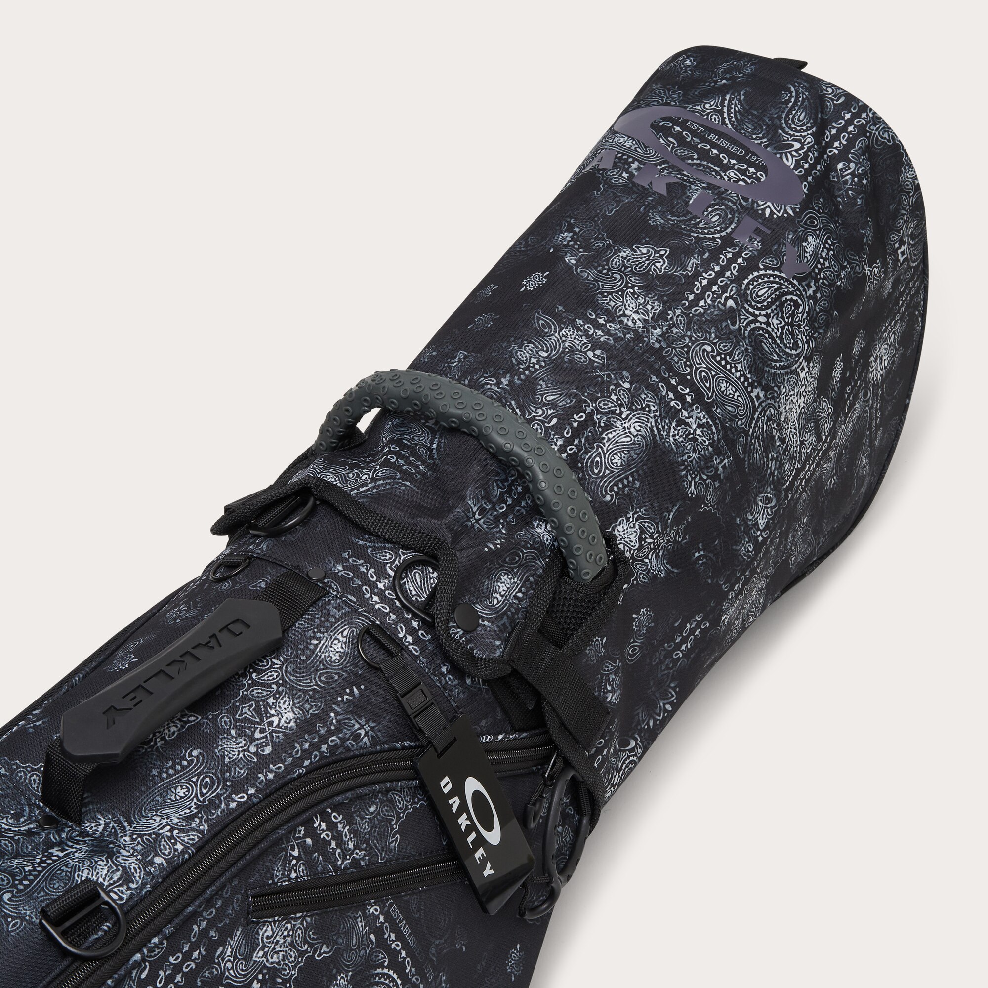 オークリー Stand 17.0 FW Black Print | オークリー公式ストア 日本