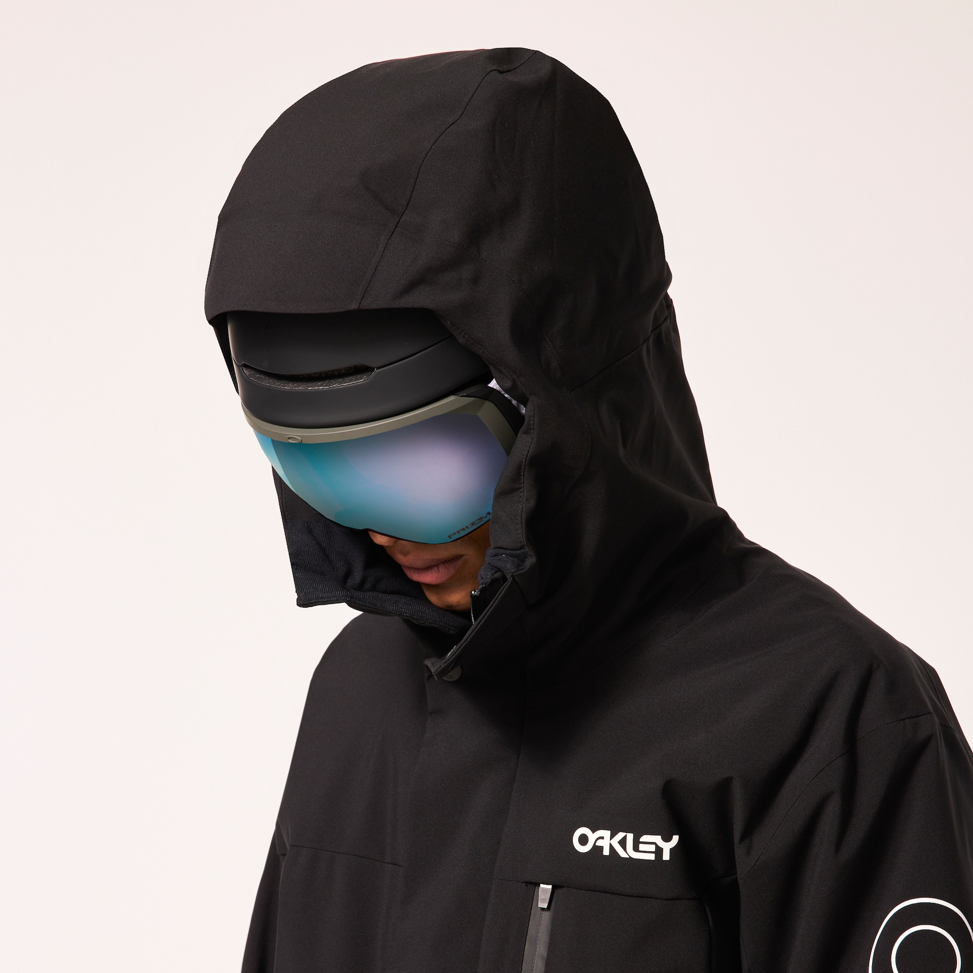 Oakley Tnp Tbt Insulated Jacket in Black/White Logo | Oakley® US