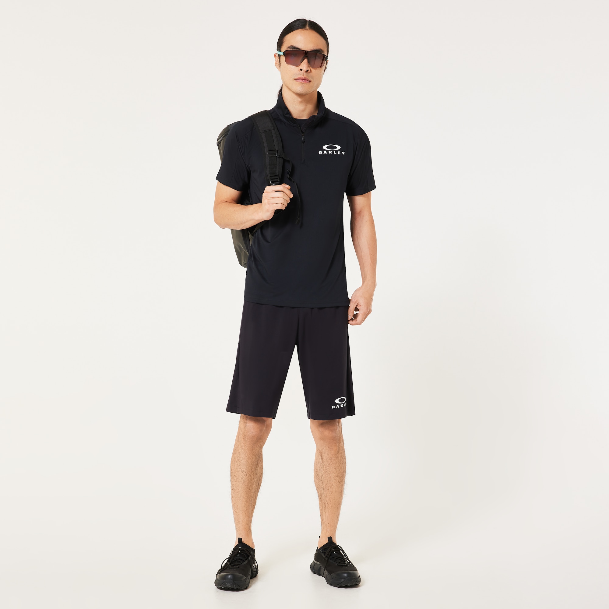 Oakley Enhance SS Mock 15.0 in Blackout | Oakley® JP