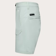 Skull Aerate Flap Shorts - Island Green
