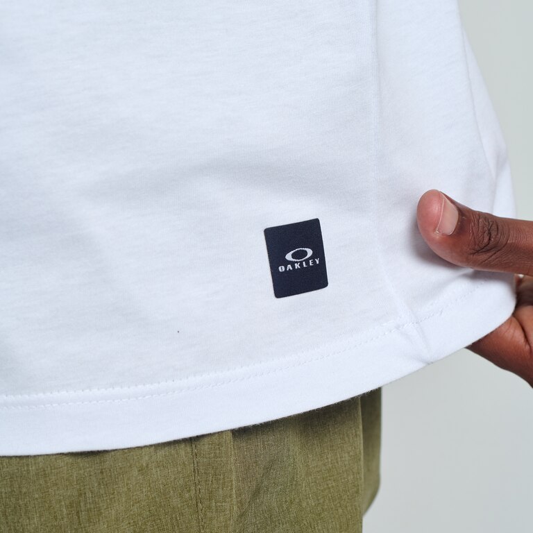 Super Casual Graphic Logo Tee - White