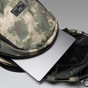 Bathroom Sink Rc Backpack - Off-Slope Camo Green