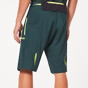 Reduct Berm Short - Hunter Green