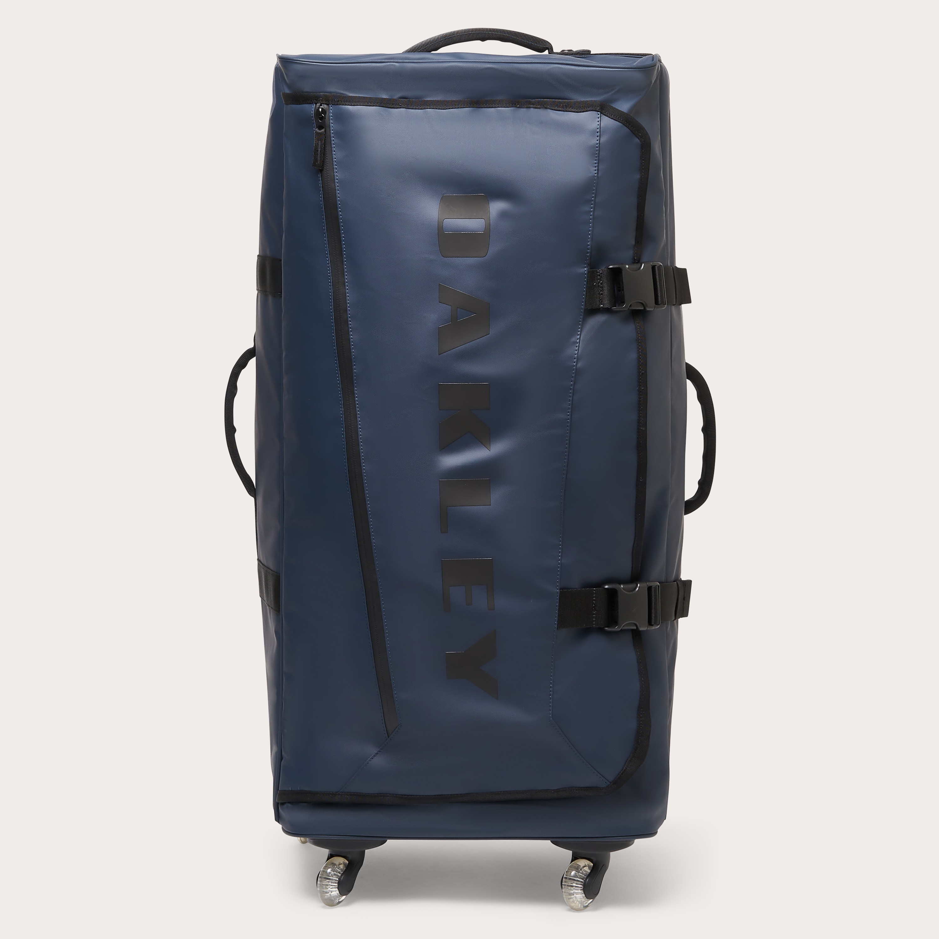 Oakley Endless Adventure Travel Trolley in Blackout | Oakley® US