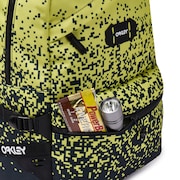 Street Backpack - Pixel