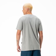 Camiseta O-Ellipse Tee - Cement