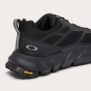 Light Breathe - Triple Black