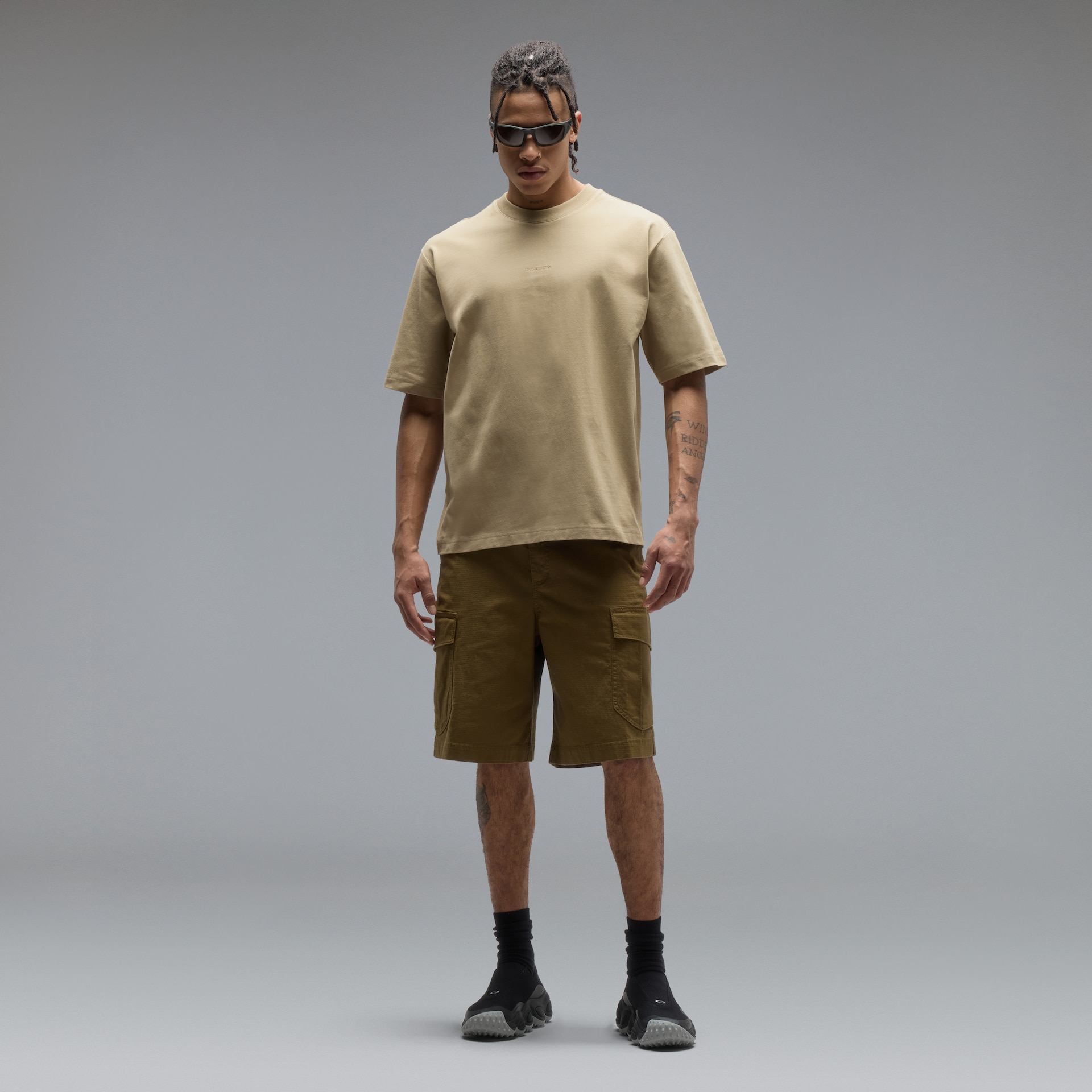 Oakley Soho Gen SS Tee in Pebble | Oakley® US