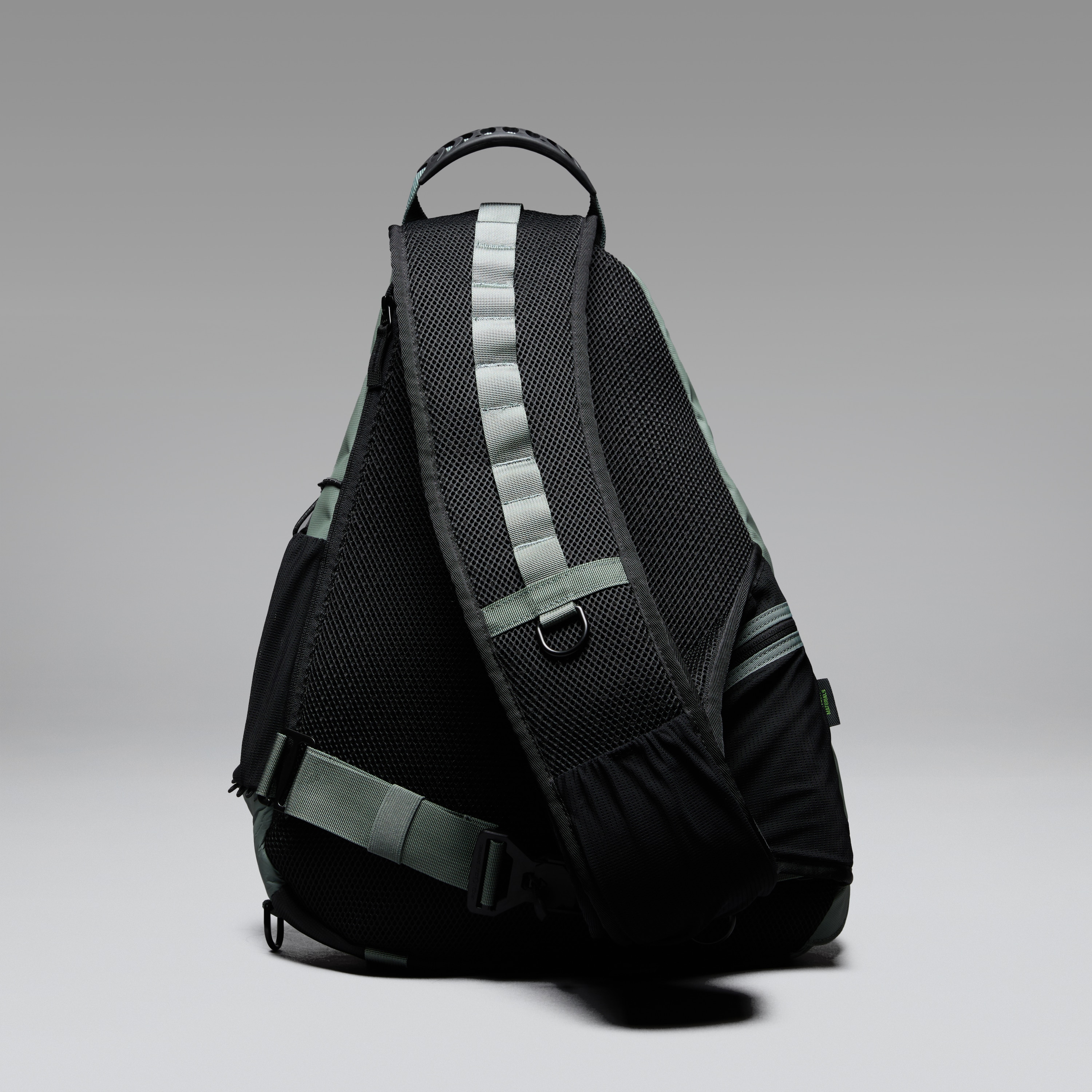 Oakley Latitude Sling Pack in Aviator Green | Oakley® US