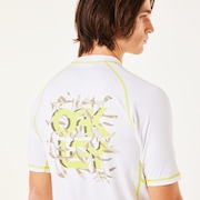 Coral SS Rashguard - White