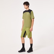 Free Ride Short - Fern