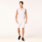 Slant Plain Shorts 9.0 - White