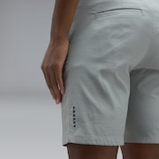 Oakley Take PRO Redux Short - Cement