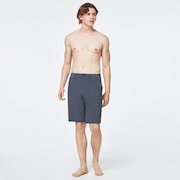 Hybrid Pockets Short 20 - Uniform Gray