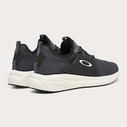 Dry OS - Black/White