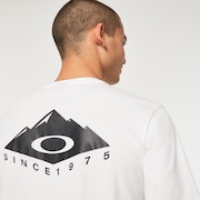 Peak Ellipse Tee - White